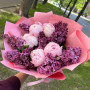 Букет сирени с пионами фото 3
